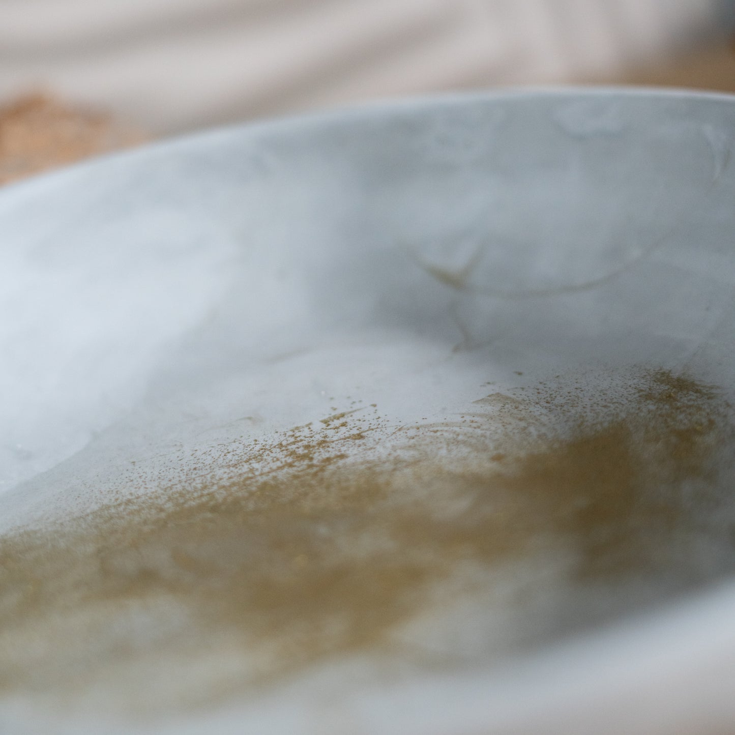 Minimalist Candle Bowl - Slate with Gold accents